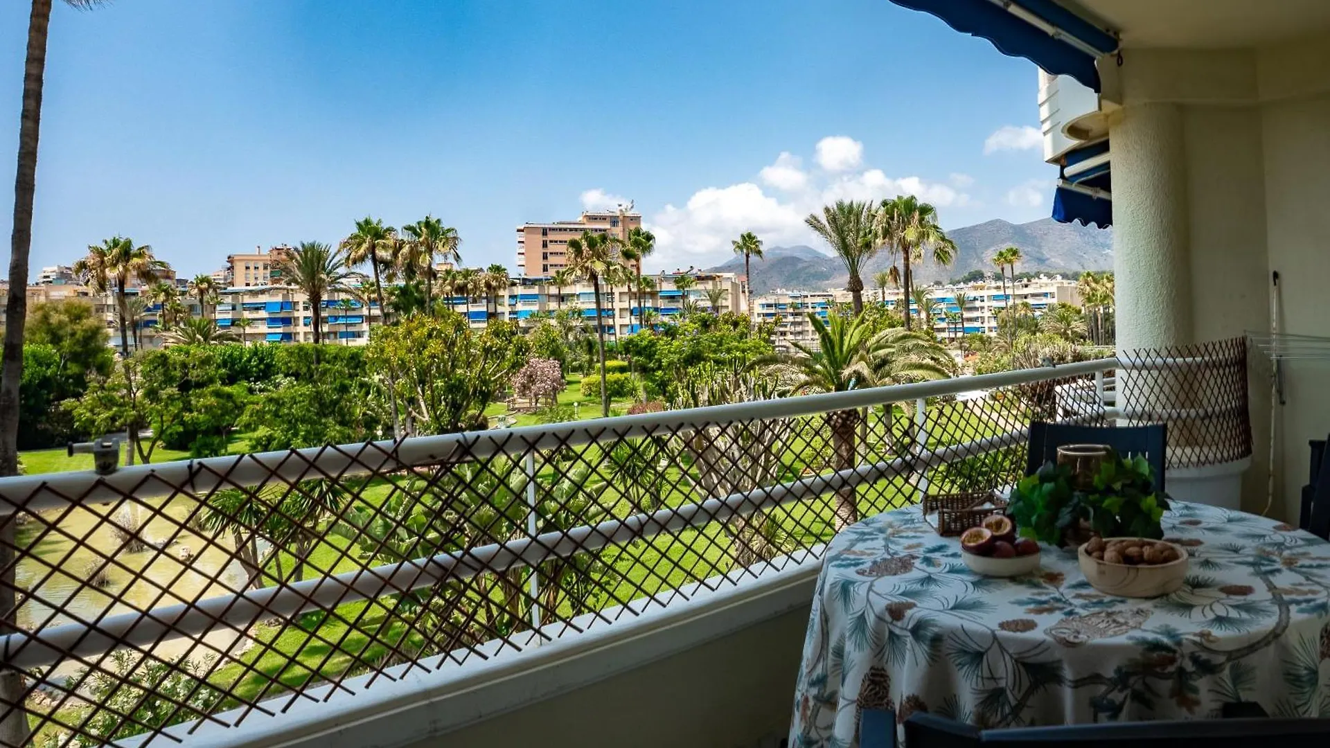 Natera Costa Golf Exclusive Beachfront Apartment Torremolinos 0*,  Spain